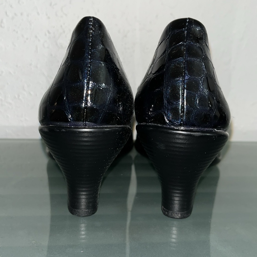 NWOB Softspots Salude Croco Black Patent Leather Pump Low Heels Pumps si… - Picture 6 of 12